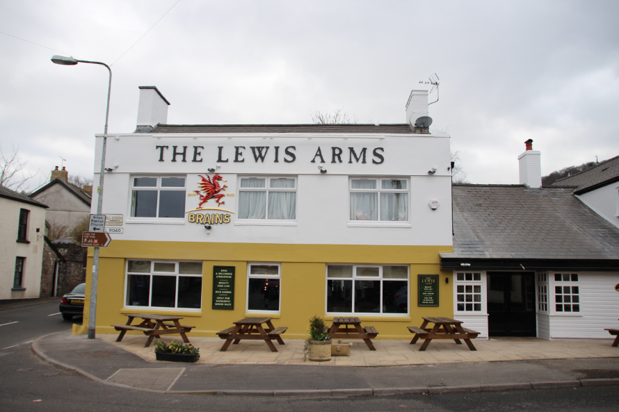 The Lewis Arms in 2016