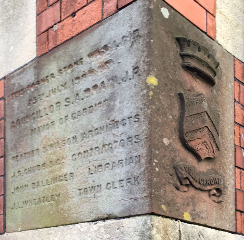 Corner stone on Roath Library with Villa Cardiff crest